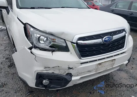 2018 Subaru Forester 2.5I Touring z USA, uszkodzony, nr VIN JF2SJAWC5JH613121